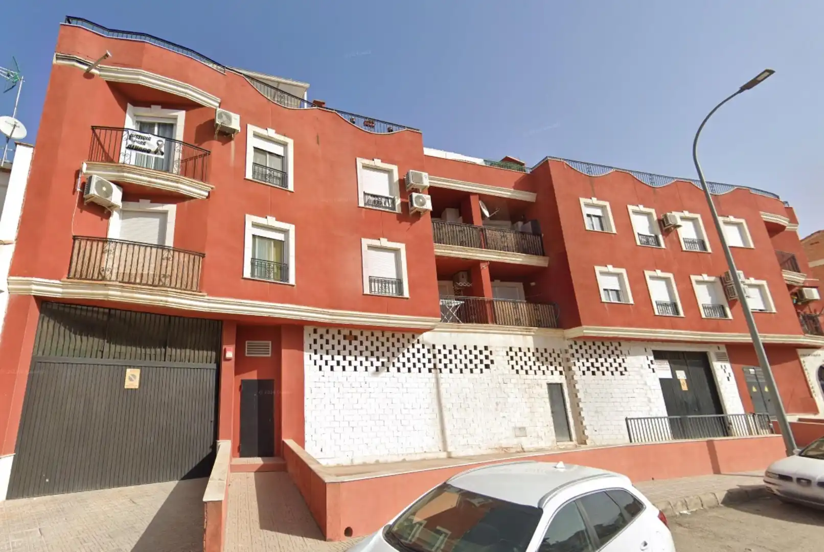 Vista exterior de Pis en venda en Peal de Becerro