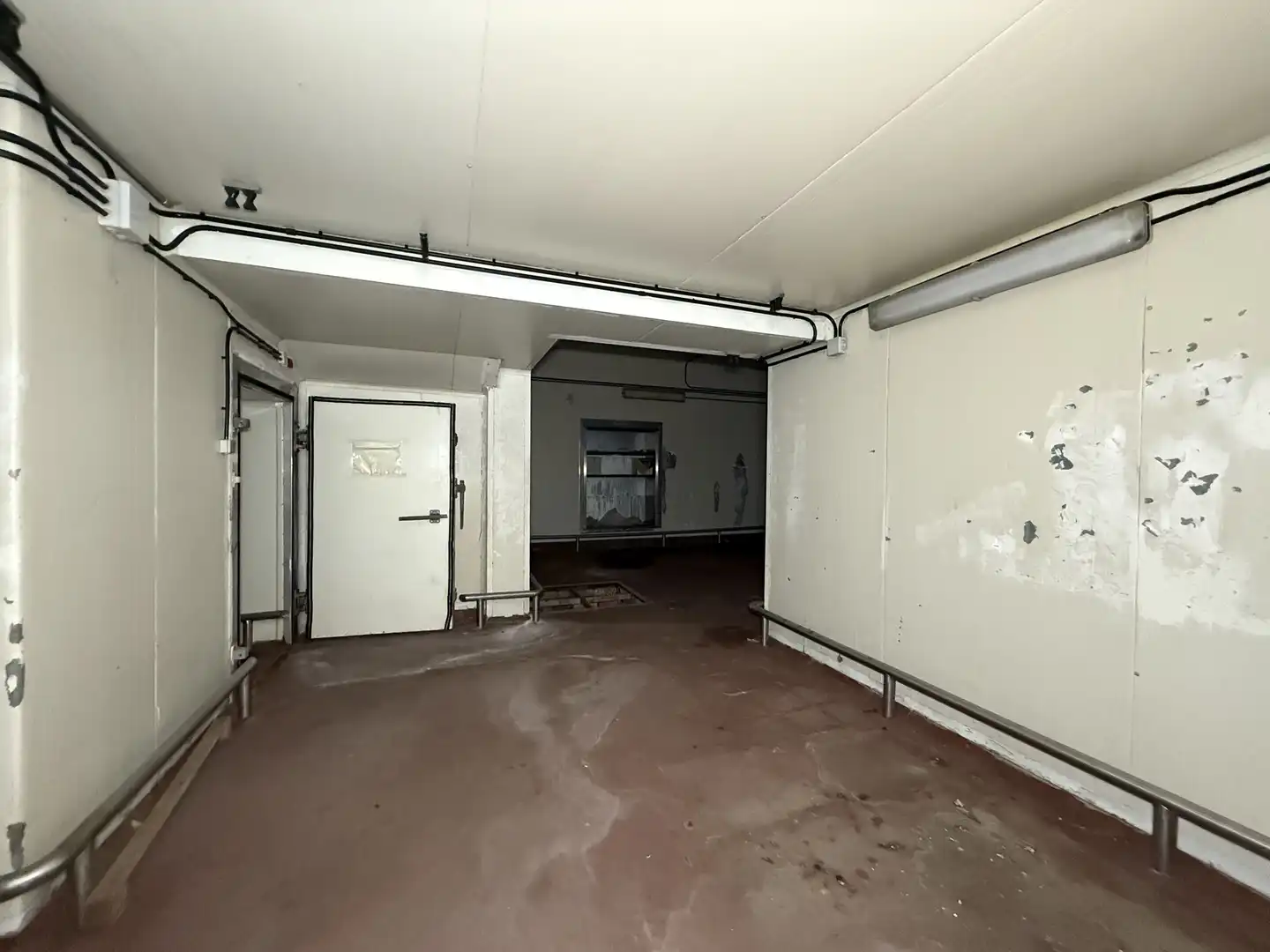 Fabrikhallen zum Verkauf in Calle Arriba, Ledrada