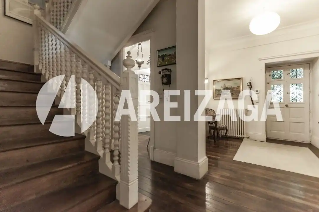 Casa o chalet en venta en Donostia - San Sebastián  con Calefacción, Jardín privado y Terraza