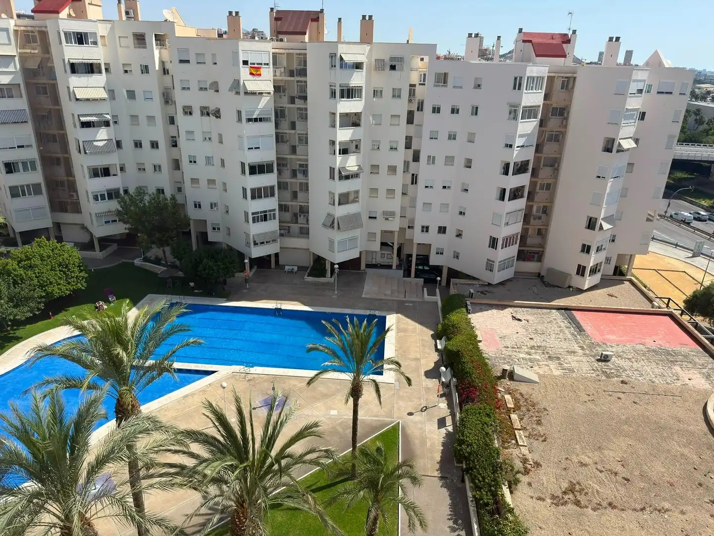 Schwimmbecken von Dachboden zur Miete in Alicante / Alacant mit Klimaanlage und Gemeinschaftspool