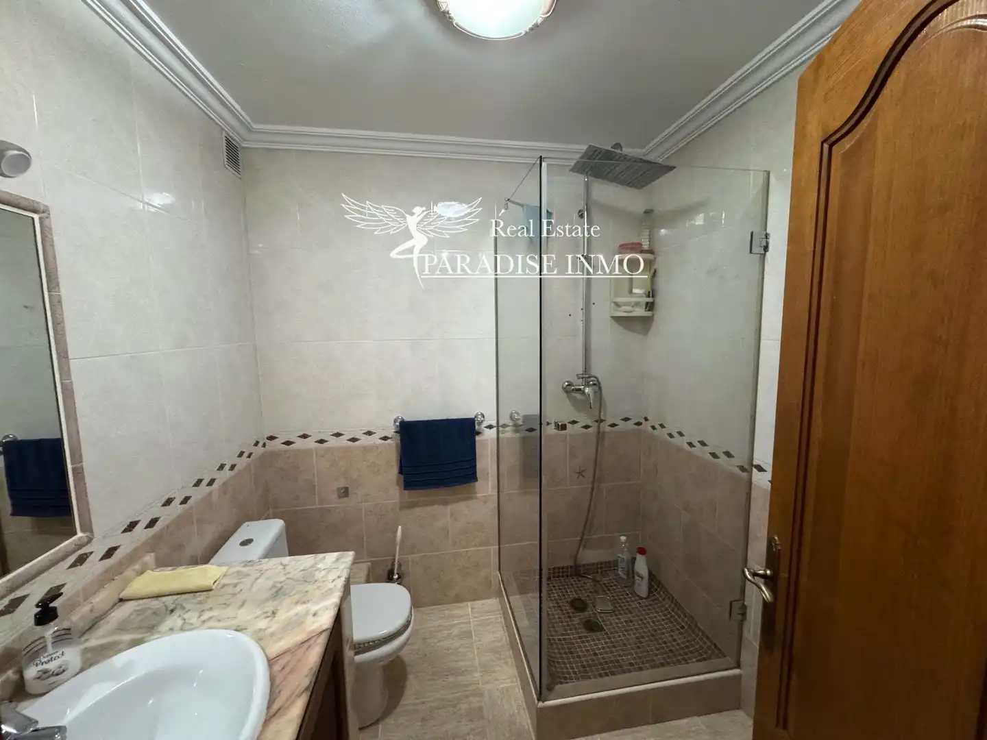 Bathroom of Flat for sale in Santa Eulària des Riu  with Air Conditioner, Heating and Terrace