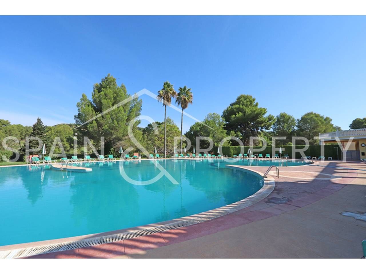 Piscina de Apartamento en venta en Chiva con Aire acondicionado, Calefacción y Terraza