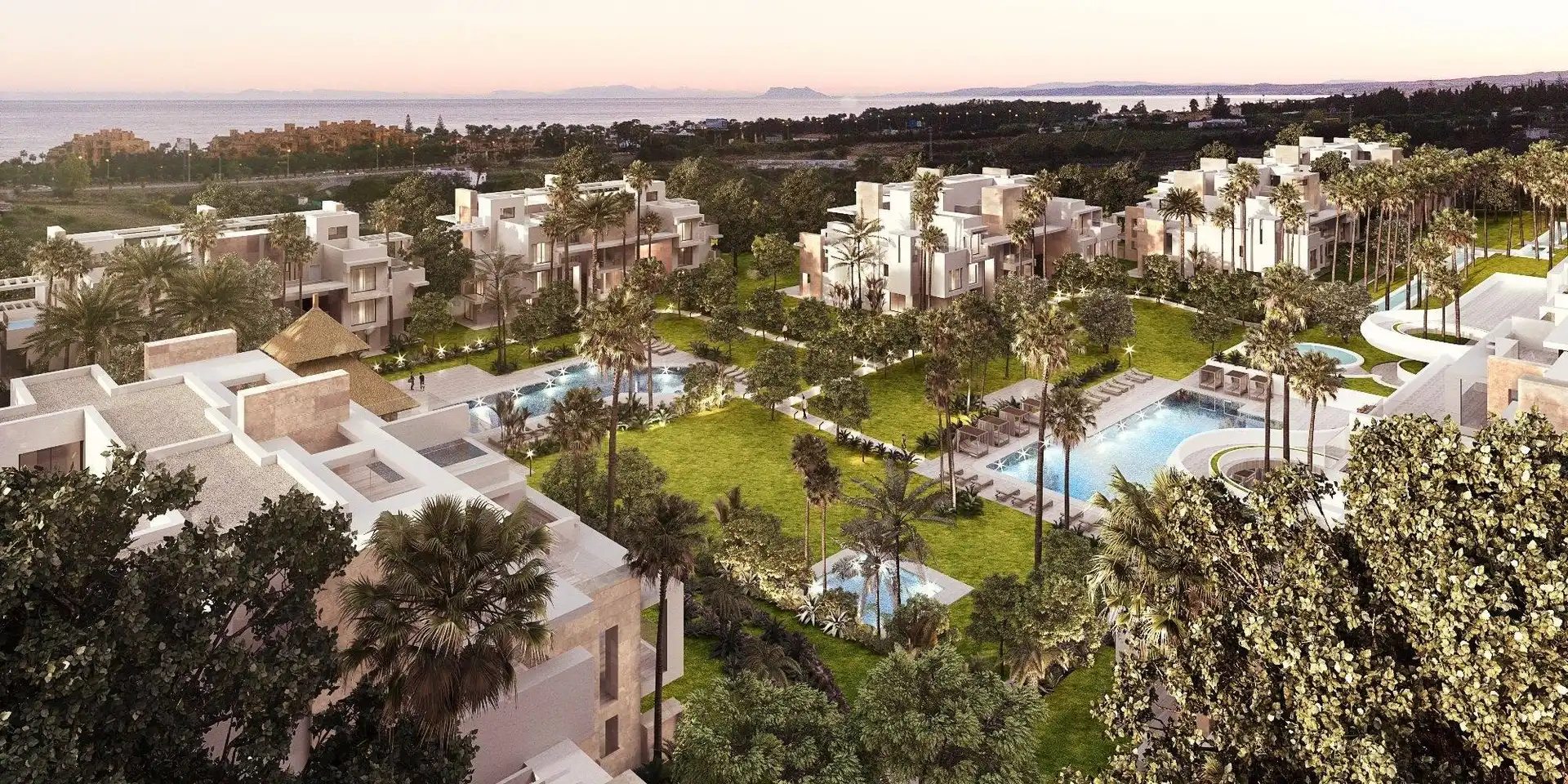Außenansicht von Wohnungen zum Verkauf in Estepona mit Klimaanlage, Heizung und Privatgarten