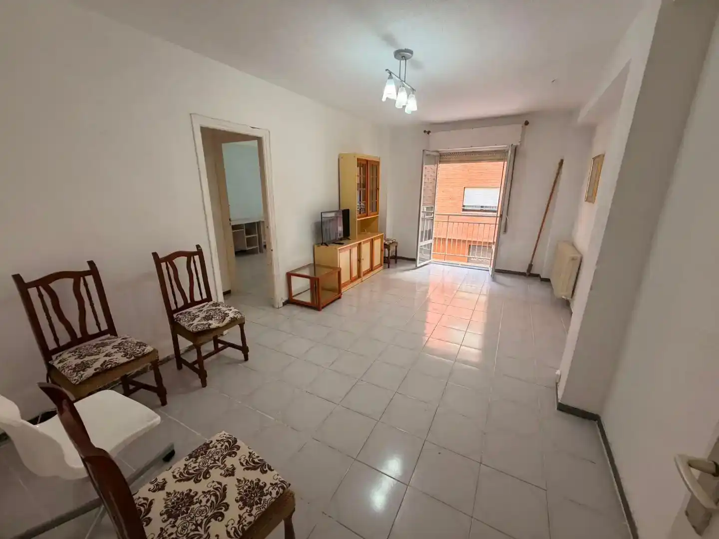 Sala d'estar de Pis en venda en Salamanca Capital amb Balcó