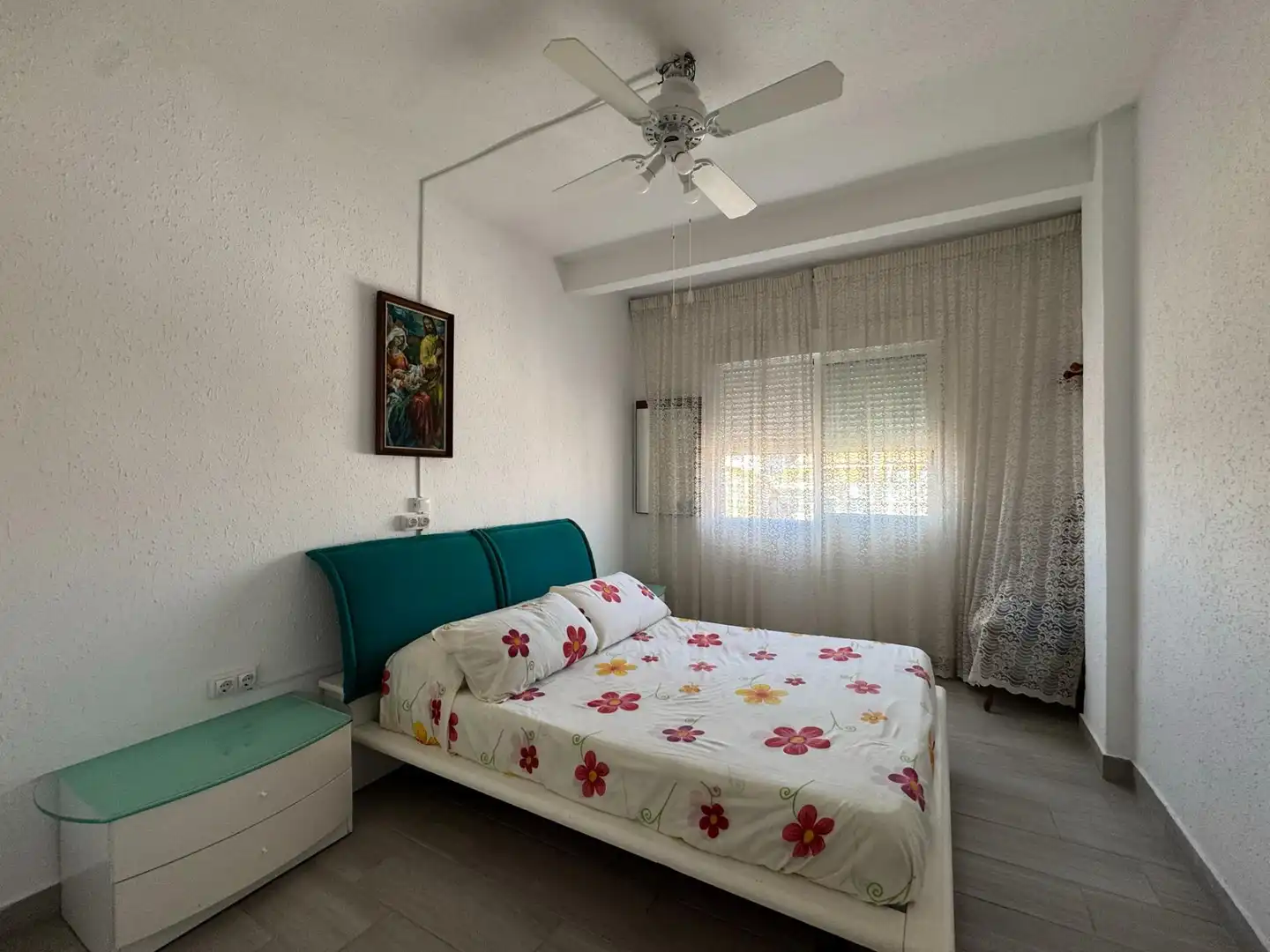 Habitación de Piso de alquiler en Alicante / Alacant con Amueblado y Balcón