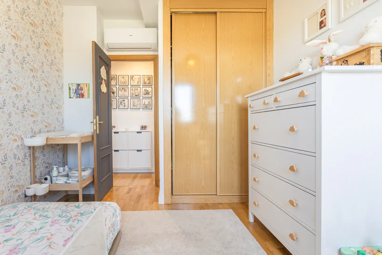 Bedroom of Flat for sale in Brunete  with Air Conditioner, Heating and Terrace