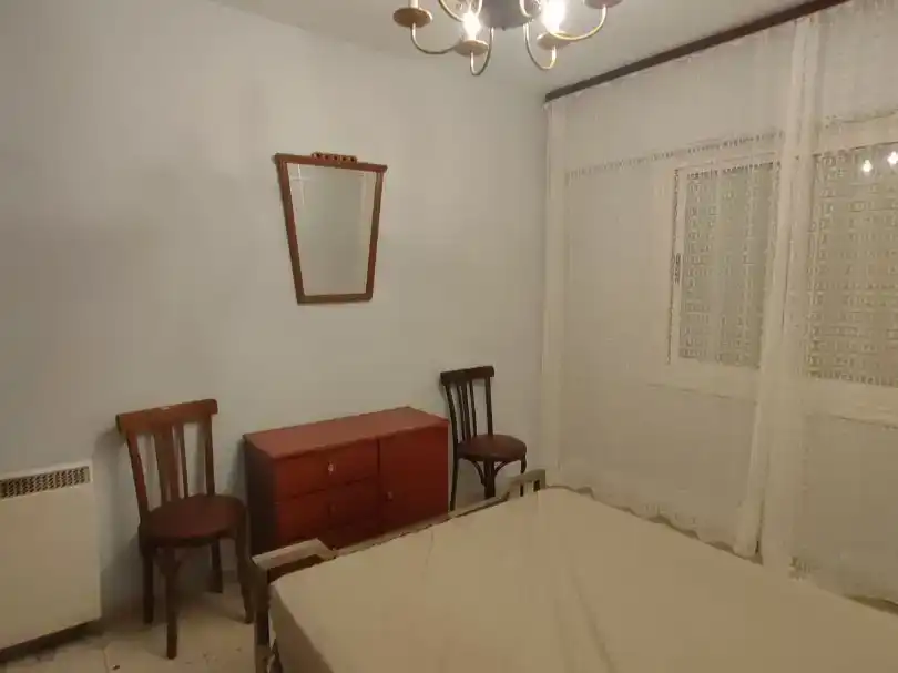 Schlafzimmer von Wohnung zur Miete in Argamasilla de Alba mit Möbliert