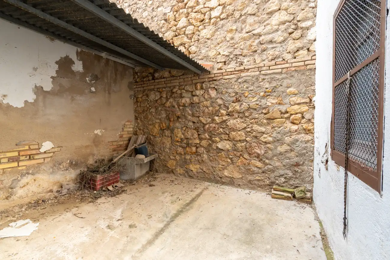 Houses for sale in Tortosa  with Heating, Terrace and Furnished