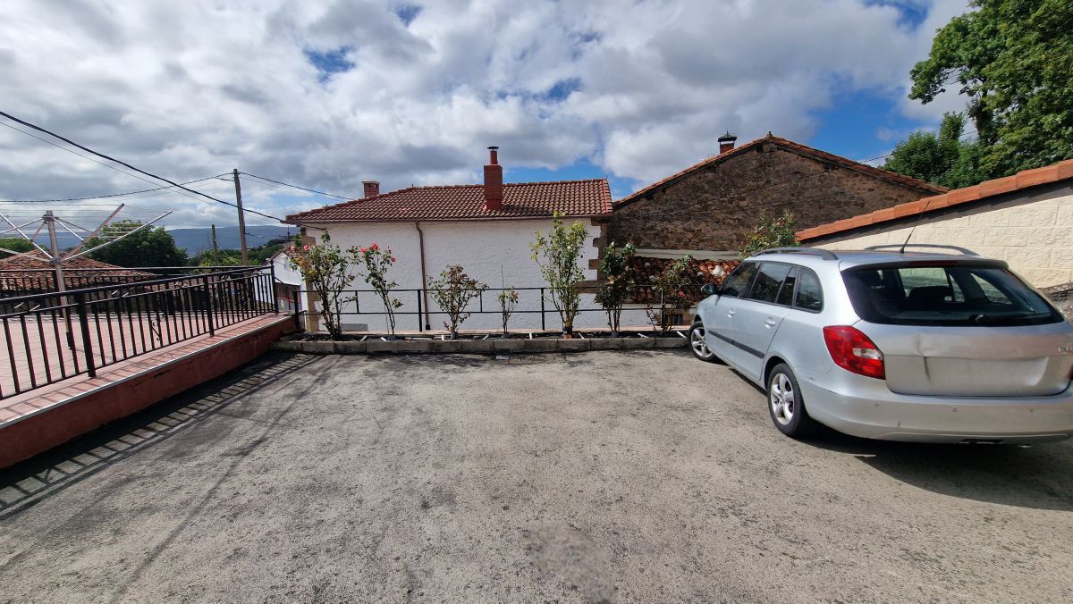 Vista exterior de Casa o chalet en venta en Campoo de Enmedio con Terraza y Trastero