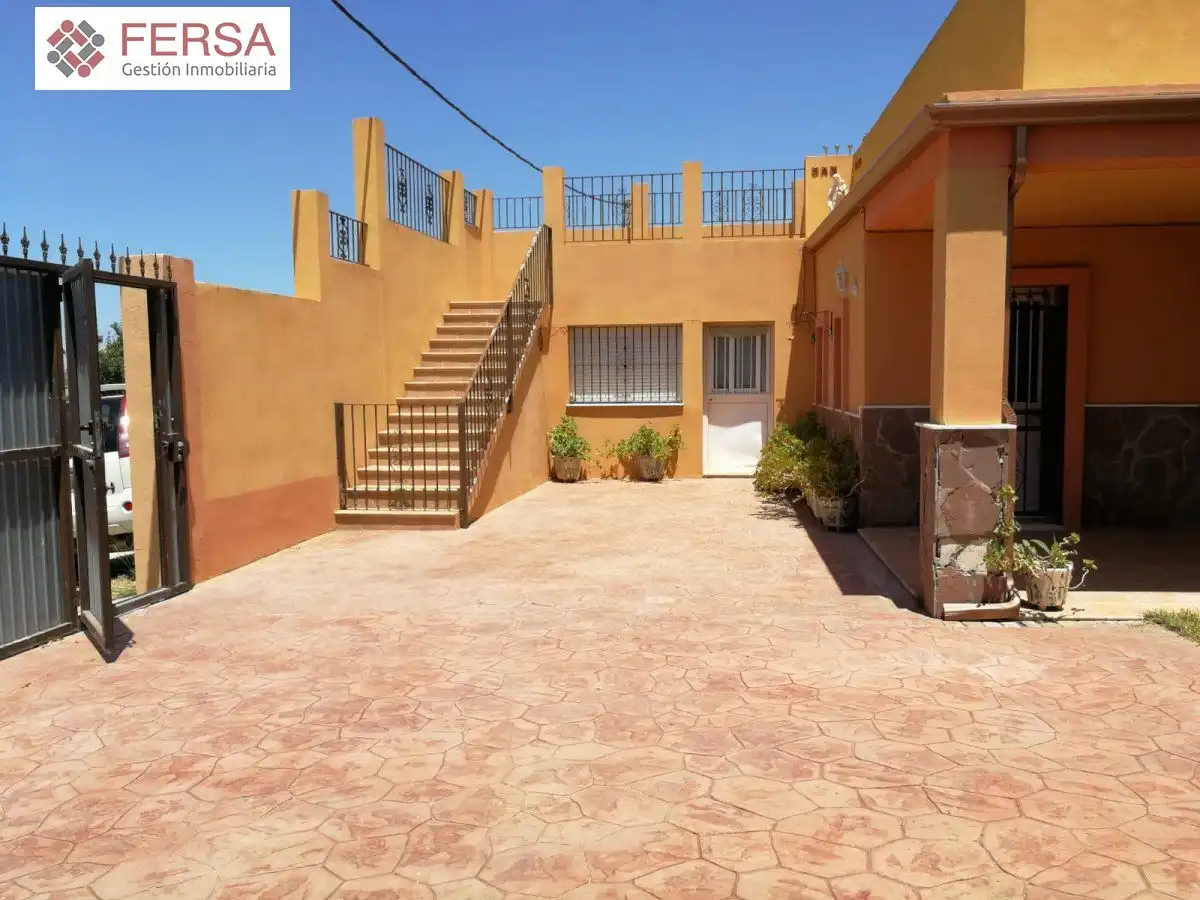 Casa o xalet en venda a Cuatro Pinos - El Carmen