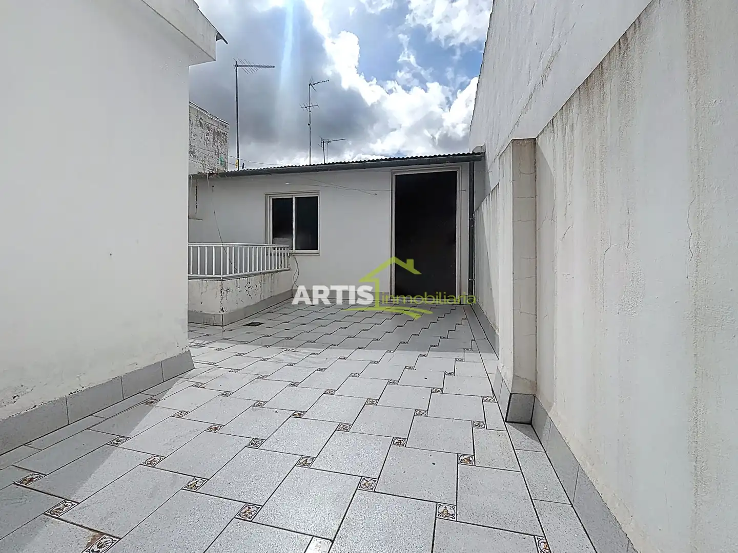 Terrassa de Casa o xalet en venda en Puente Genil amb Terrassa i Traster