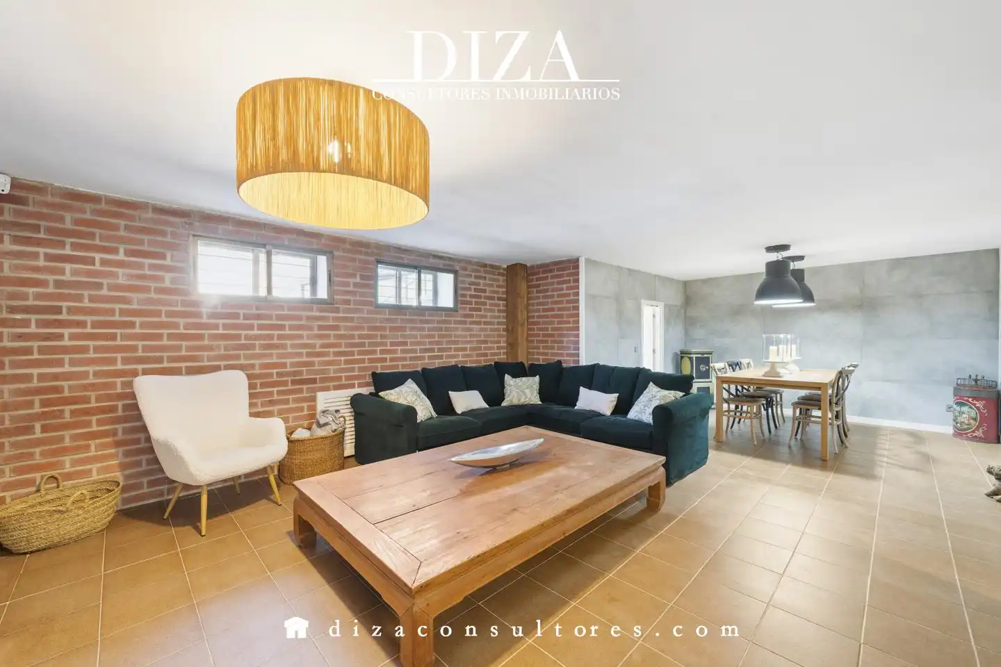 Living room of Houses for sale in Madrid  with Air Conditioner, Heating and Terrace