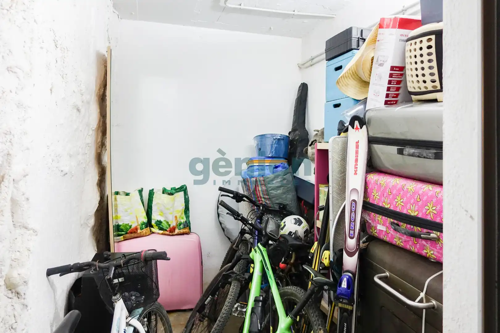 Piso en venta en Girona con Aire acondicionado, Calefacción y Trastero