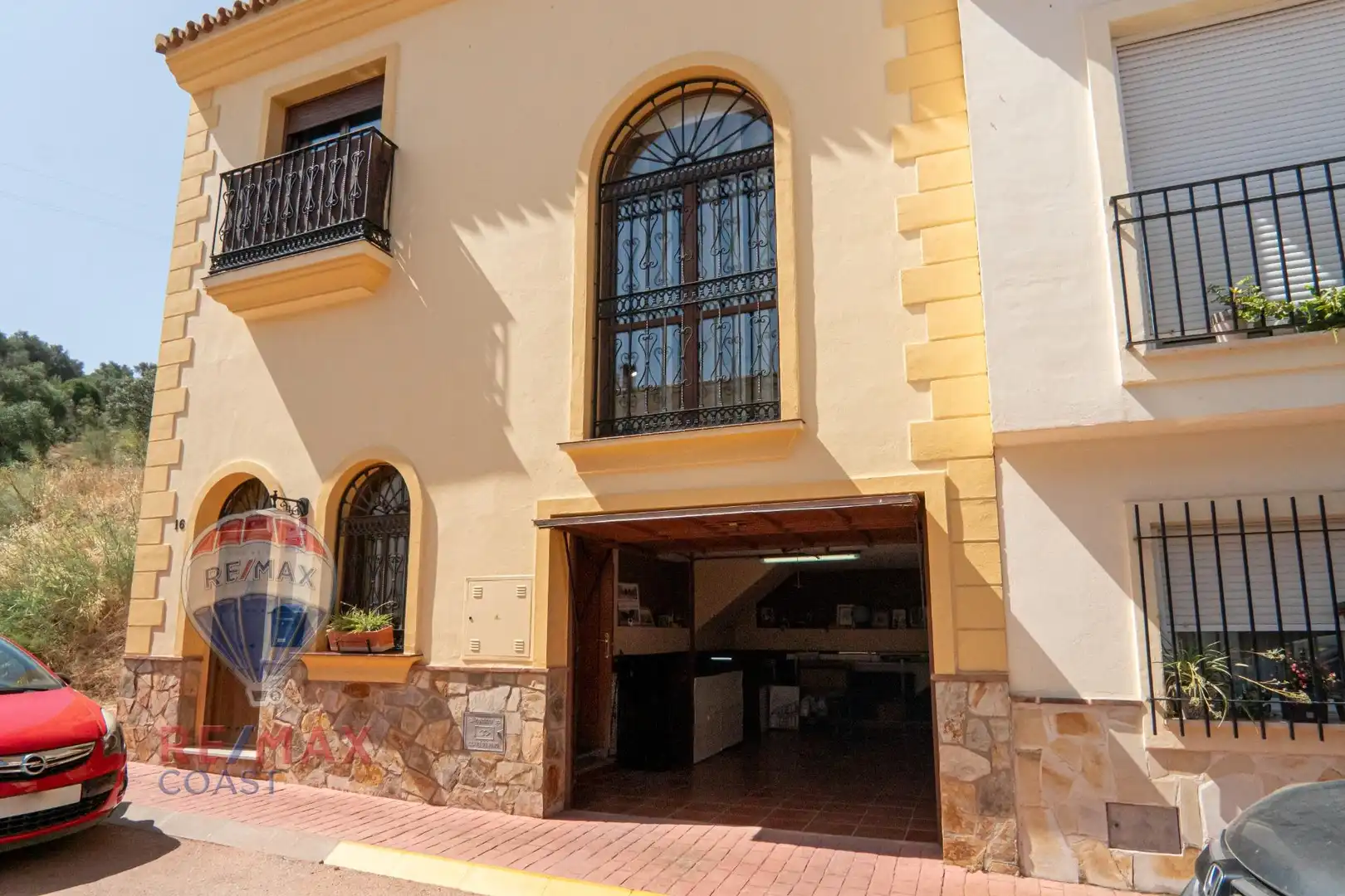 Vista exterior de Casa o xalet en venda en Casabermeja amb Aire condicionat i Terrassa
