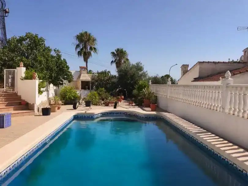 Piscina de Casa o xalet en venda en Rojales amb Jardí privat, Piscina i Moblat