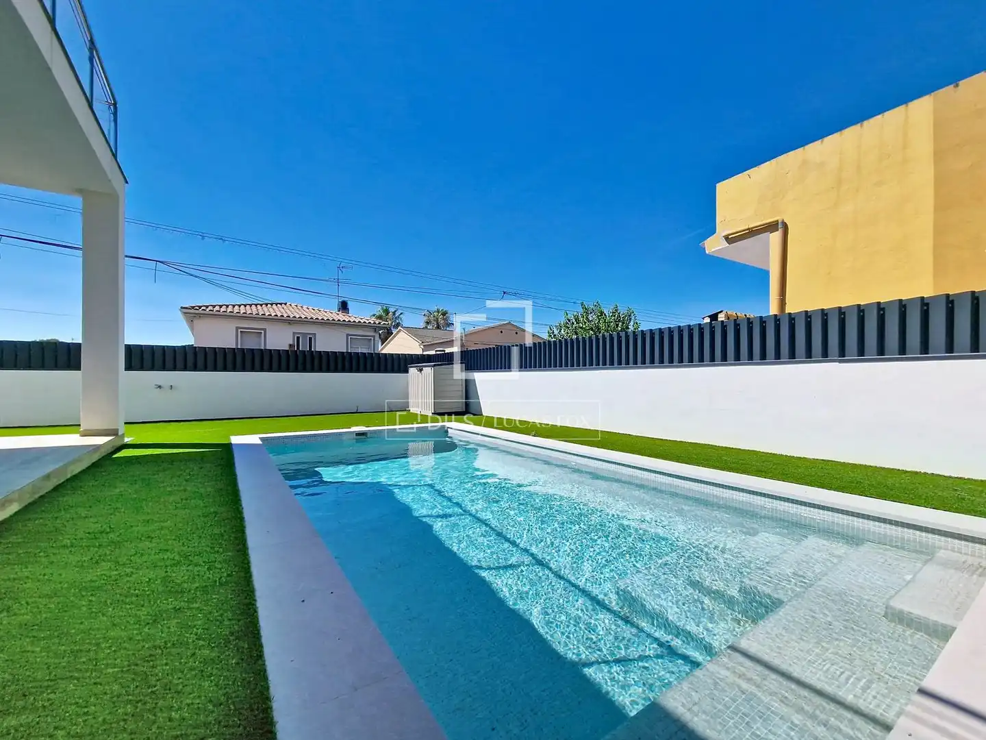 Piscina de Casa o chalet en venta en El Vendrell con Aire acondicionado, Calefacción y Jardín privado
