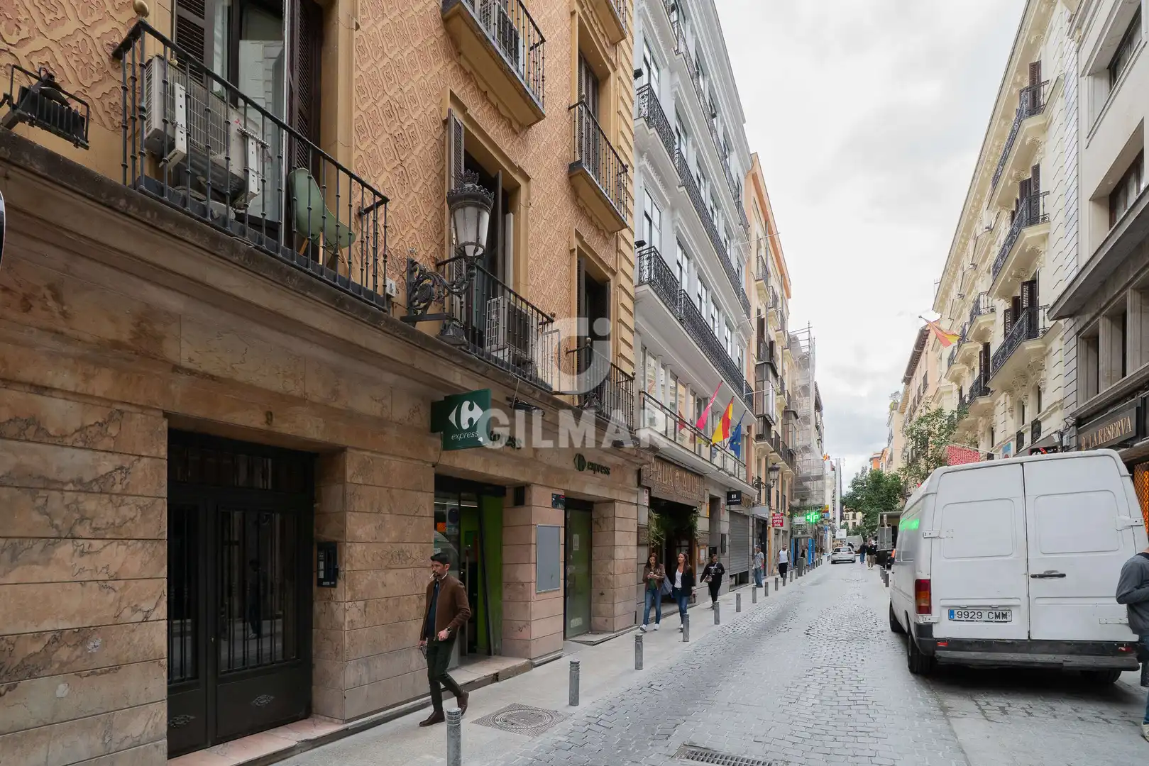 Vista exterior de Piso en venta en Madrid con Calefacción