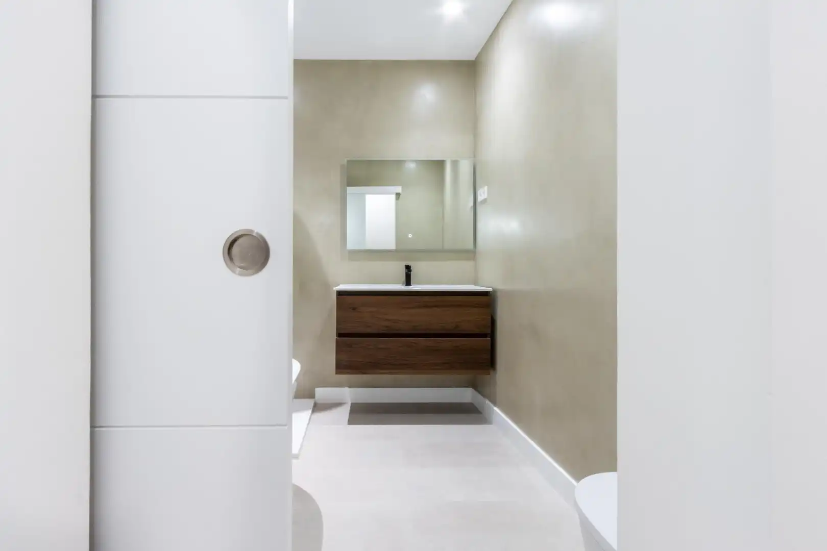 Bathroom of Houses for sale in Sabadell  with Terrace, Storage room and Alarm