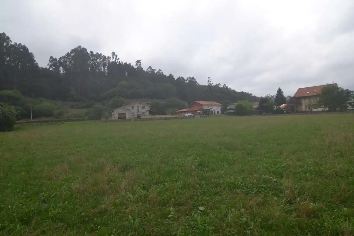 Wohnbaugrundstück zum Verkauf in Santiurde de Toranzo, imagen 2