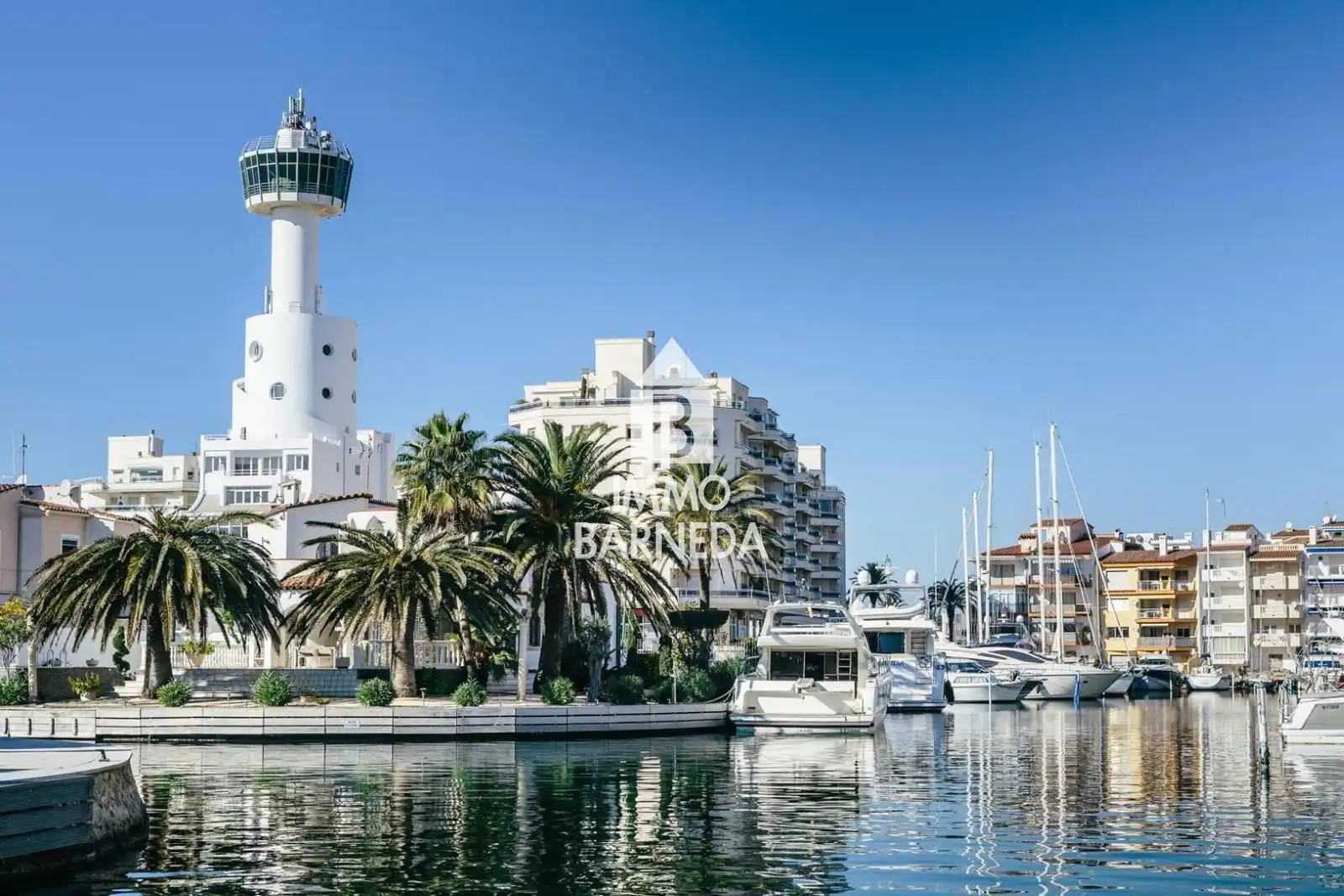 Vista exterior de Terreny en venda en Empuriabrava