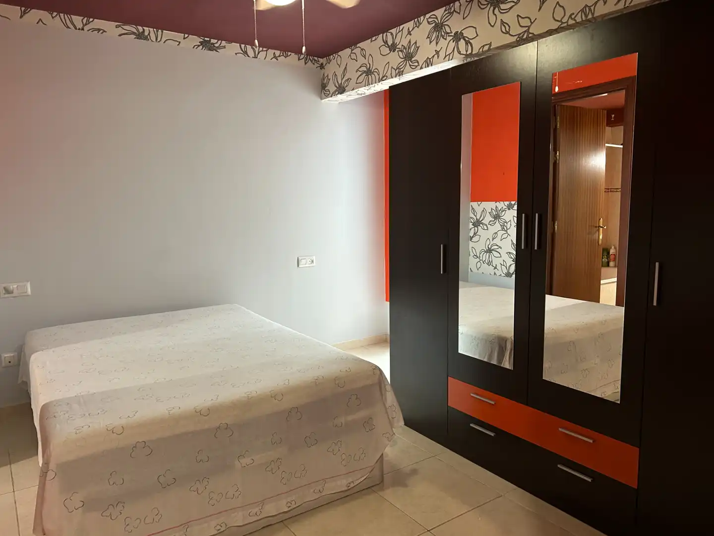 Habitación de Apartamento en venta en Llançà con Aire acondicionado, Calefacción y Terraza