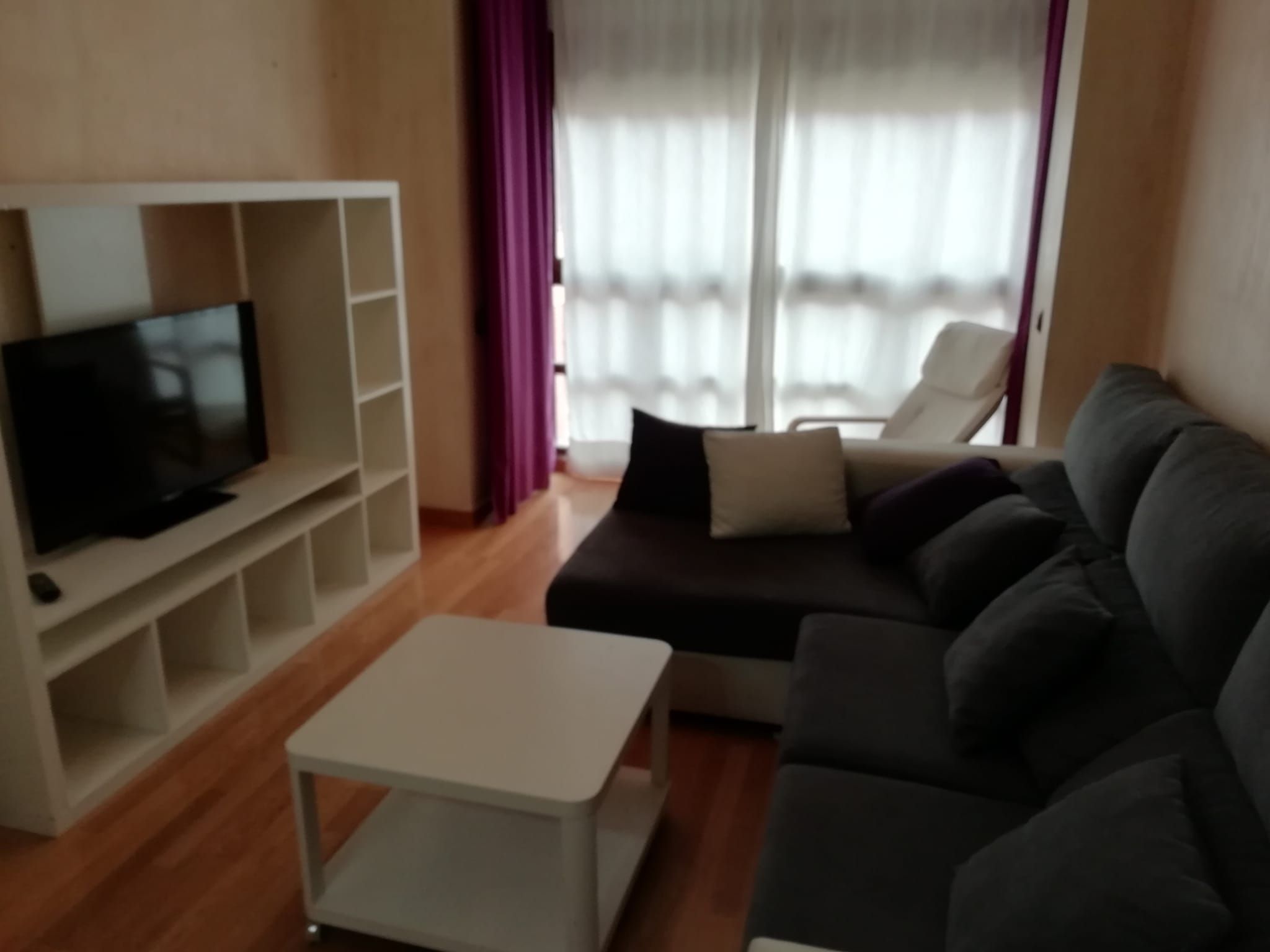 Sala d'estar de Pis de lloguer en  Madrid Capital amb Aire condicionat, Calefacció i Parquet