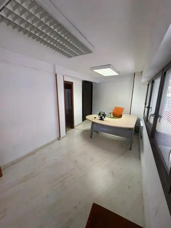 Büro zur Miete in Carrer Reis Catòlics, imagen 5