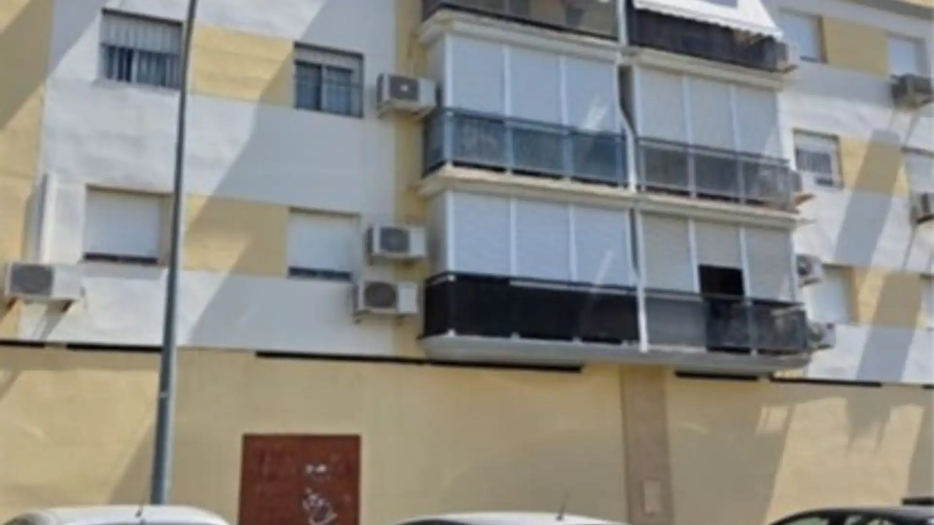 Exterior view of Premises for sale in Alcalá de Guadaira