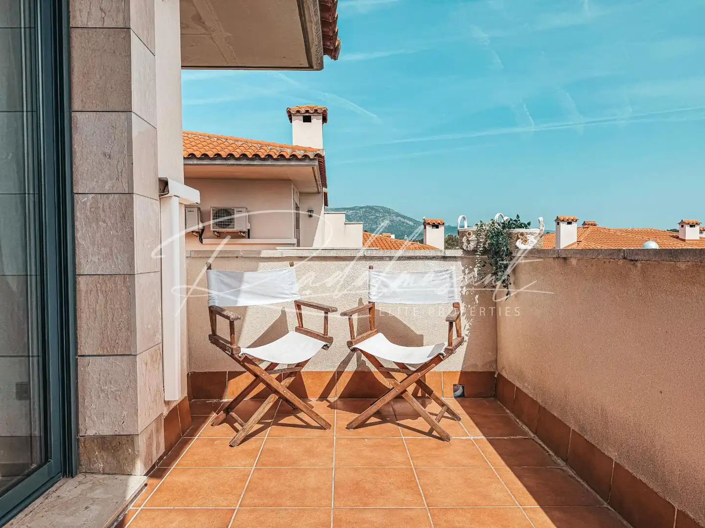 Casa pareada con piscina en venta en Carrer Carrer Migjorn, imagen 40