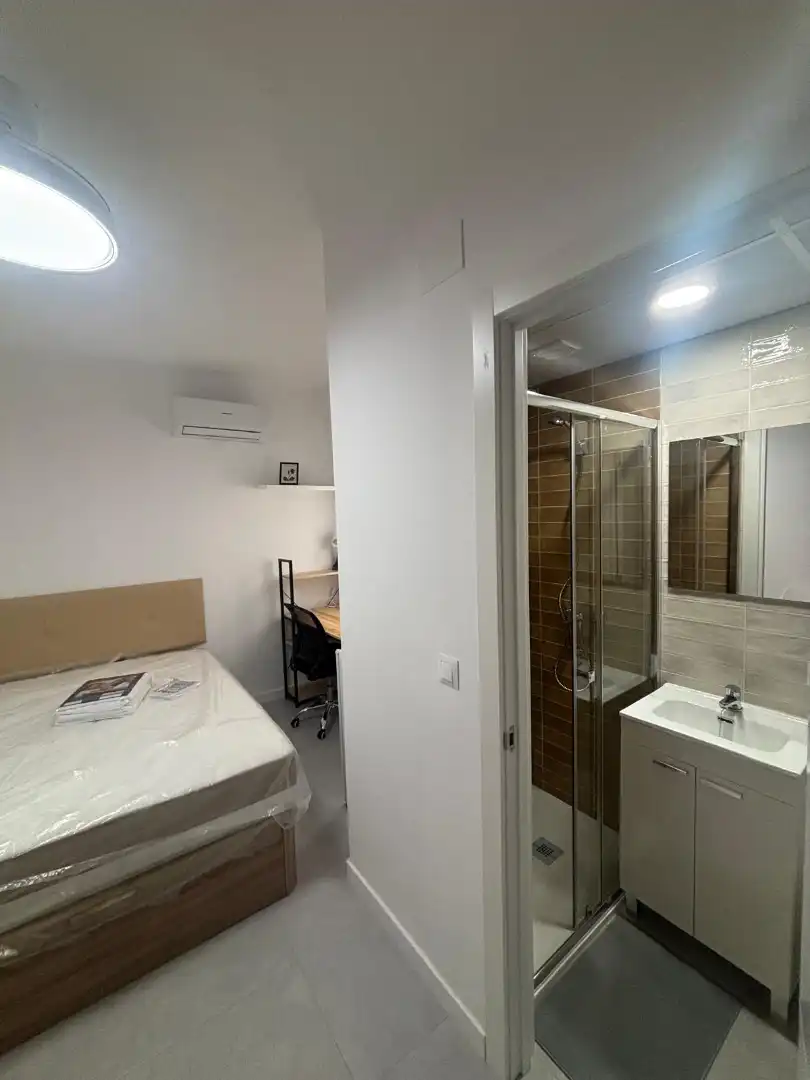 Habitació a Calle Maestro Priego López, 17, Ciudad Jardín - Zoco