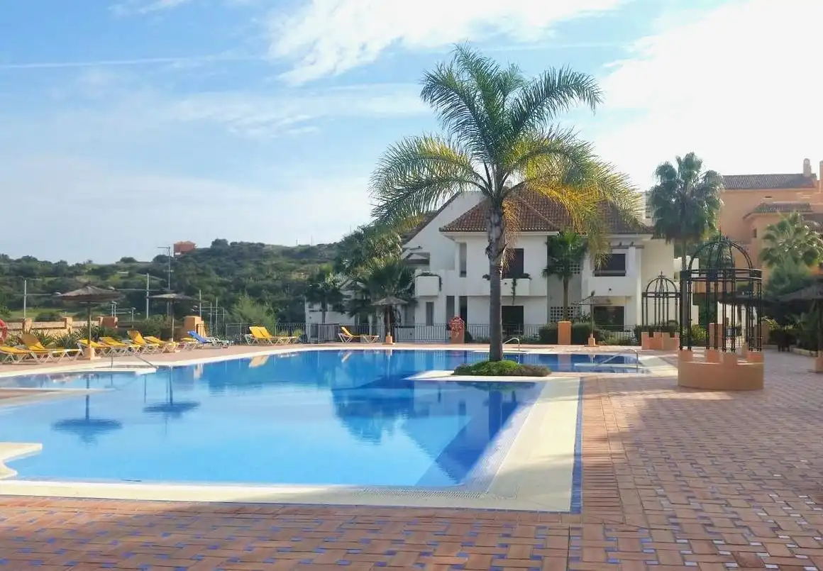 Apartamento de alquiler en E-2, La Duquesa