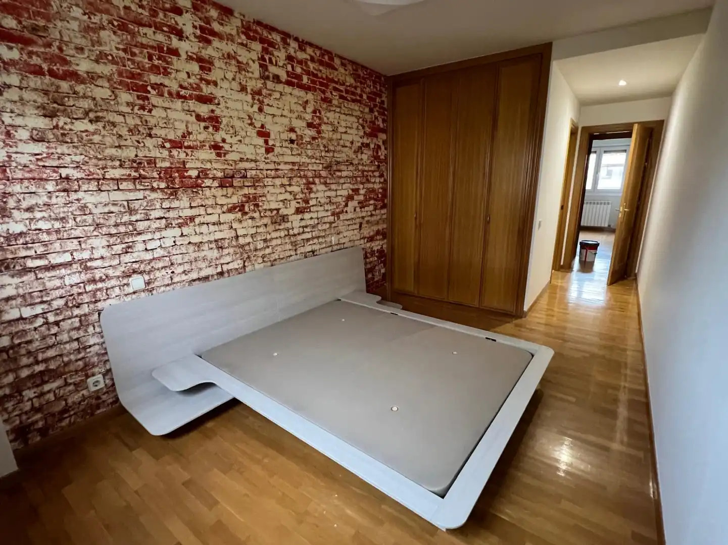Bedroom of Flat for sale in  Logroño  with Air Conditioner, Heating and Terrace