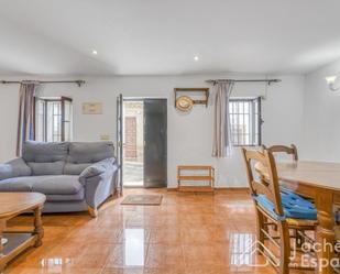Sala d'estar de Finca rústica en venda en Benaoján amb Aire condicionat, Terrassa i Moblat