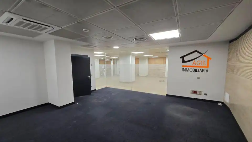 Commercial properties for rent in Leganés  with Air Conditioner, Heating and Alarm