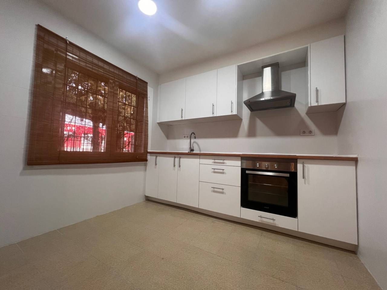 Kitchen of Flat for sale in Manresa  with Air Conditioner, Heating and Alarm