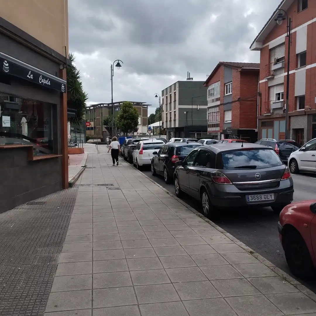 Locale commerciale in affitto a Calle Vicente Aleixandre 16, imagen 3
