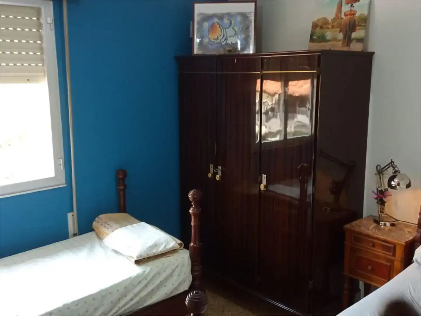 Habitación de Casa o chalet para compartir en Gijón  con Jardín privado, Trastero y Amueblado