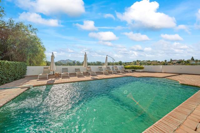 Casa-chalet en Venta en Lugar Partido Borrajo en Centro