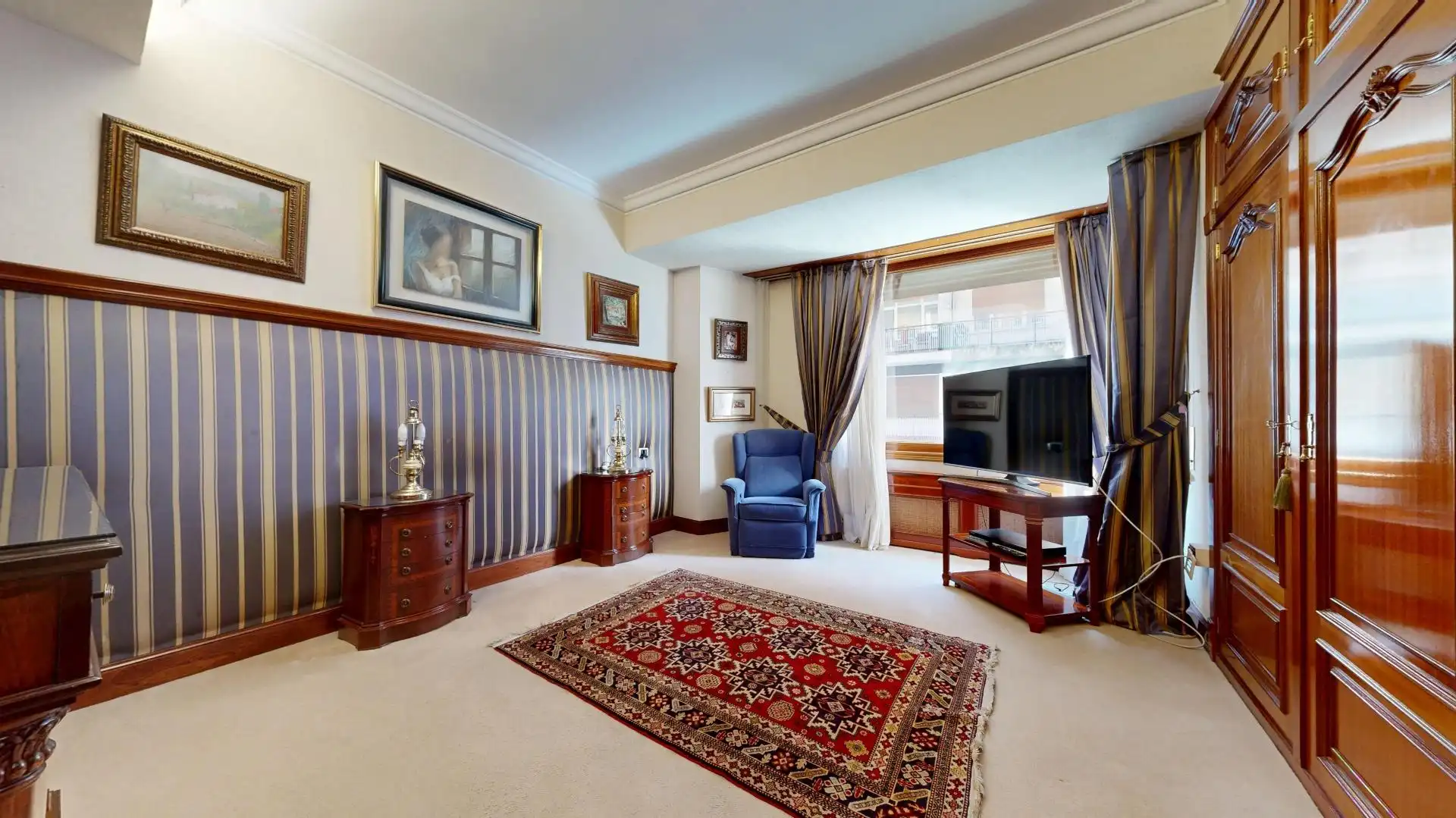 Living room of Flat for sale in Bilbao   with Heating, Terrace and Balcony