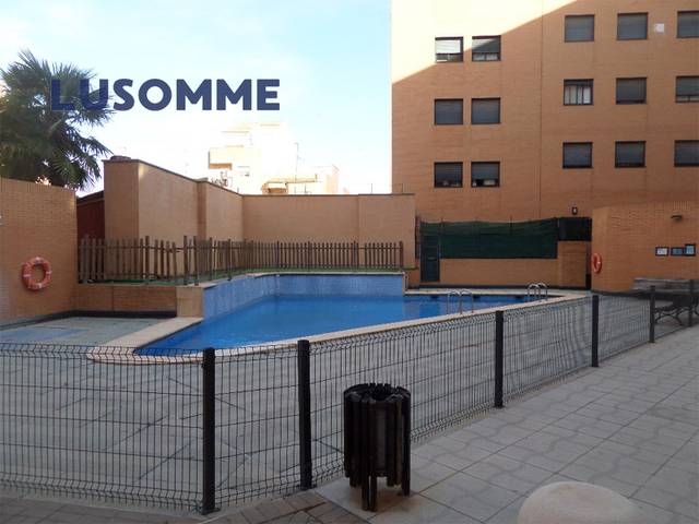 Piso en Venta en Carrer Sant Joan Ribera en Picassent