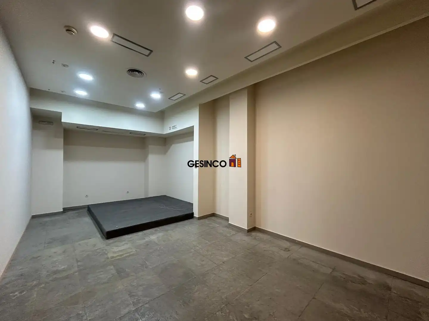 Local comercial de lloguer a Xàtiva, imagen 10