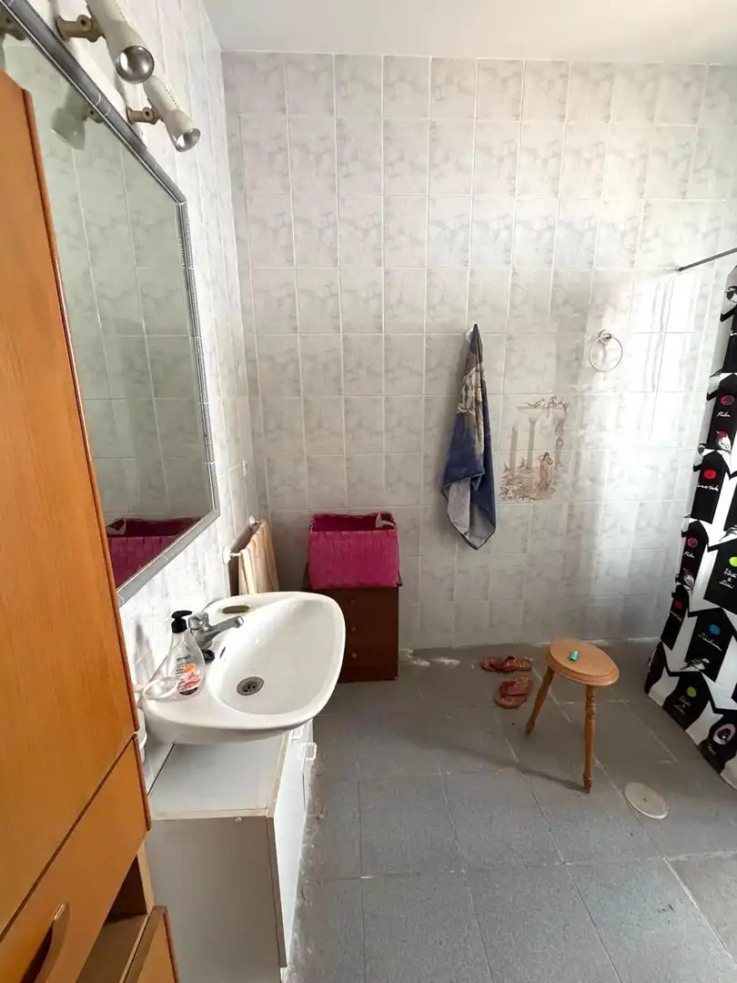 Bathroom of Houses for sale in Alcalá del Río