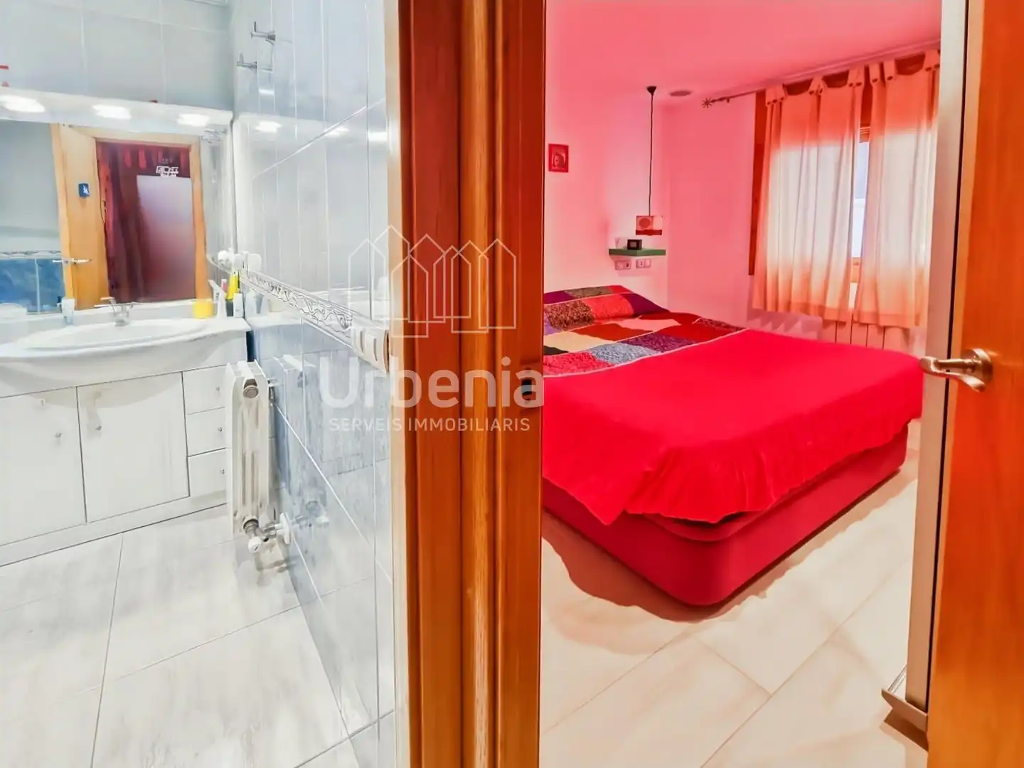 Bedroom of Flat for sale in Mataró  with Heating, Terrace and Storage room