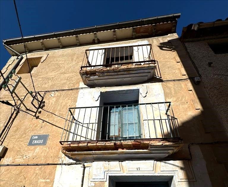 Vista exterior de Casa o xalet en venda en Torrijo de la Cañada amb Balcó