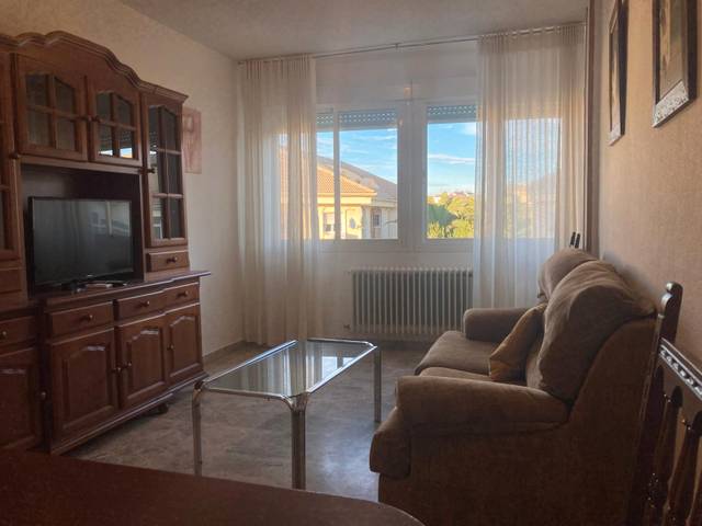 Apartamento en Alquiler en Calle Concepción Arenal en Puerta de Toledo - Atalaya