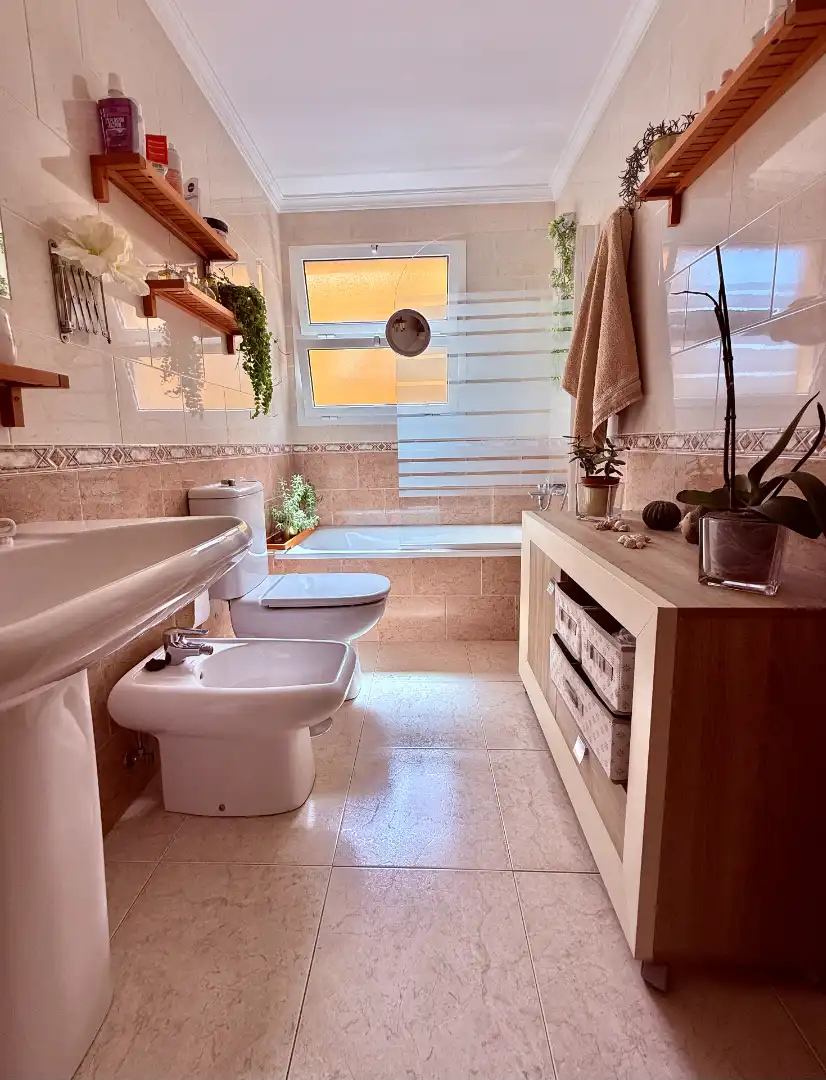 Bathroom of Flat for sale in Telde  with Terrace and Storage room