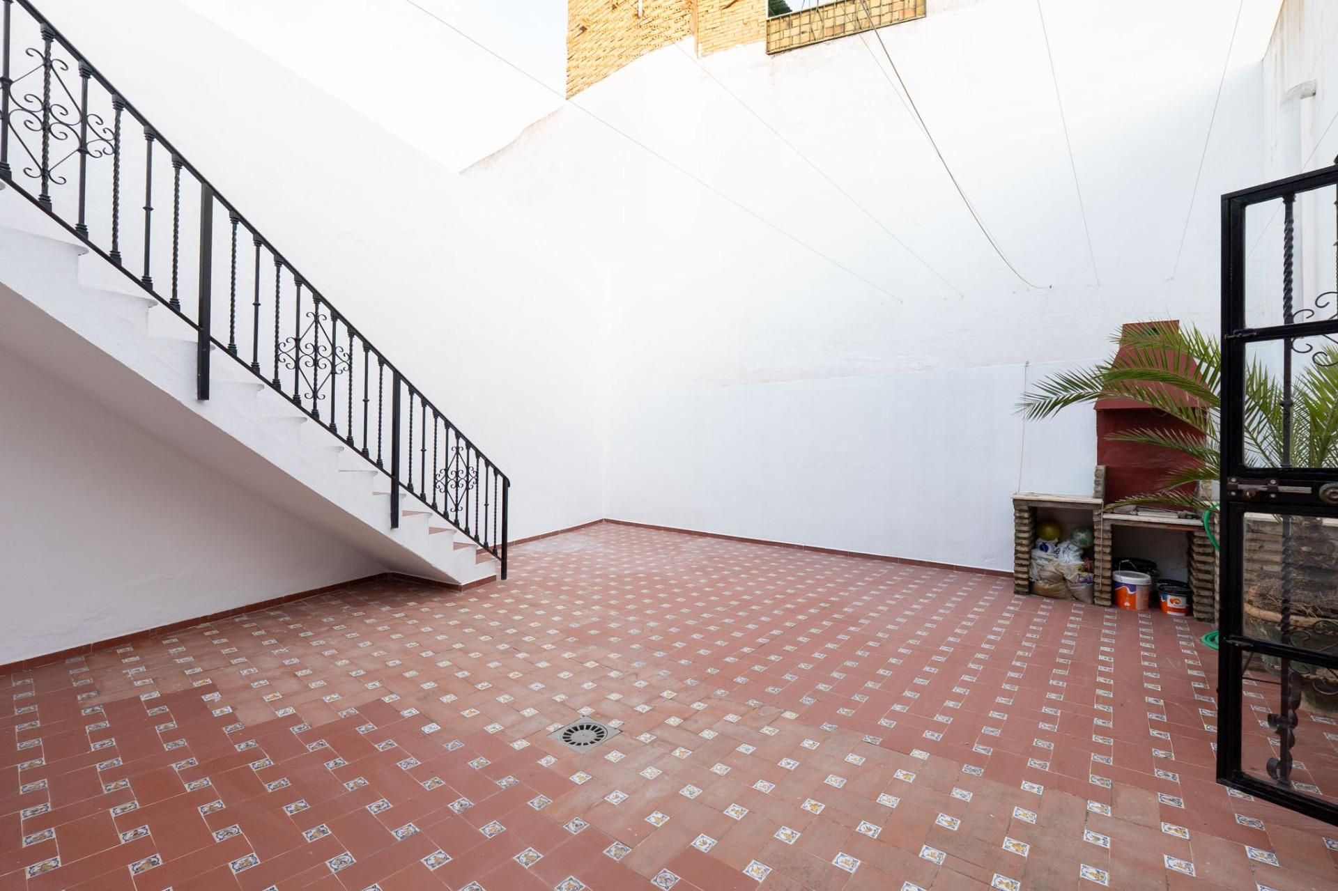 House or chalet for sale in Alcalá de Guadaira  with Air Conditioner, Heating and Private garden