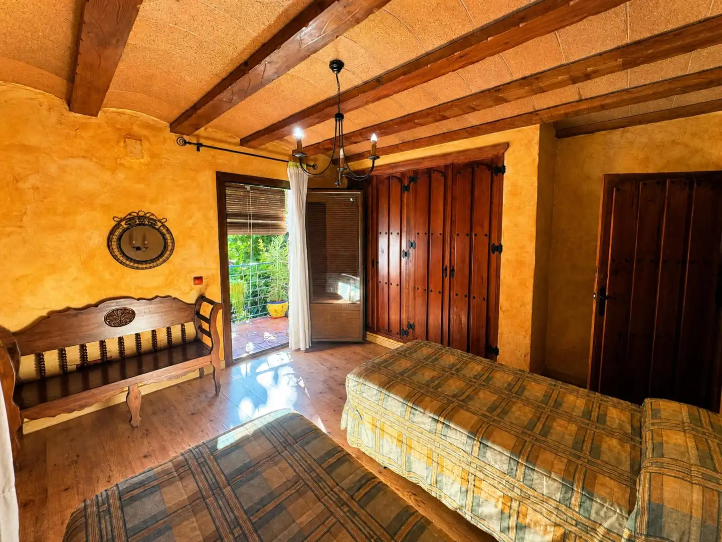 Habitación de Finca rústica en venta en Benatae con Calefacción, Jardín privado y Piscina