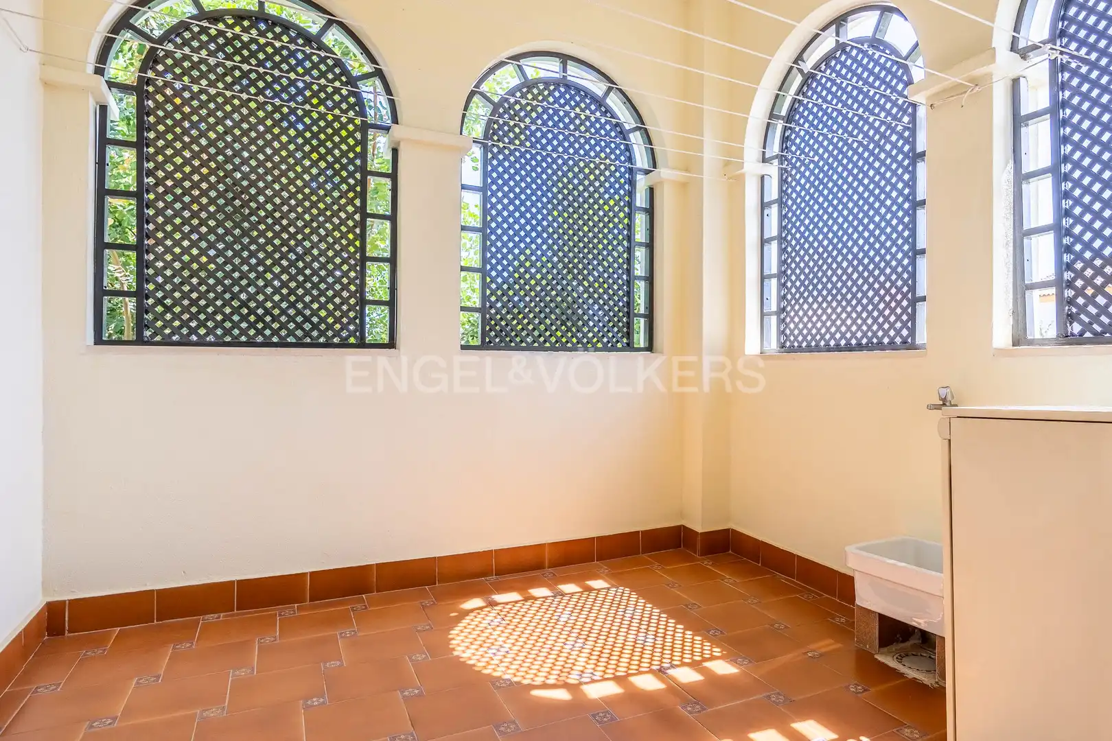 House with terrace for sale in Sanlúcar la Mayor, imagen 46