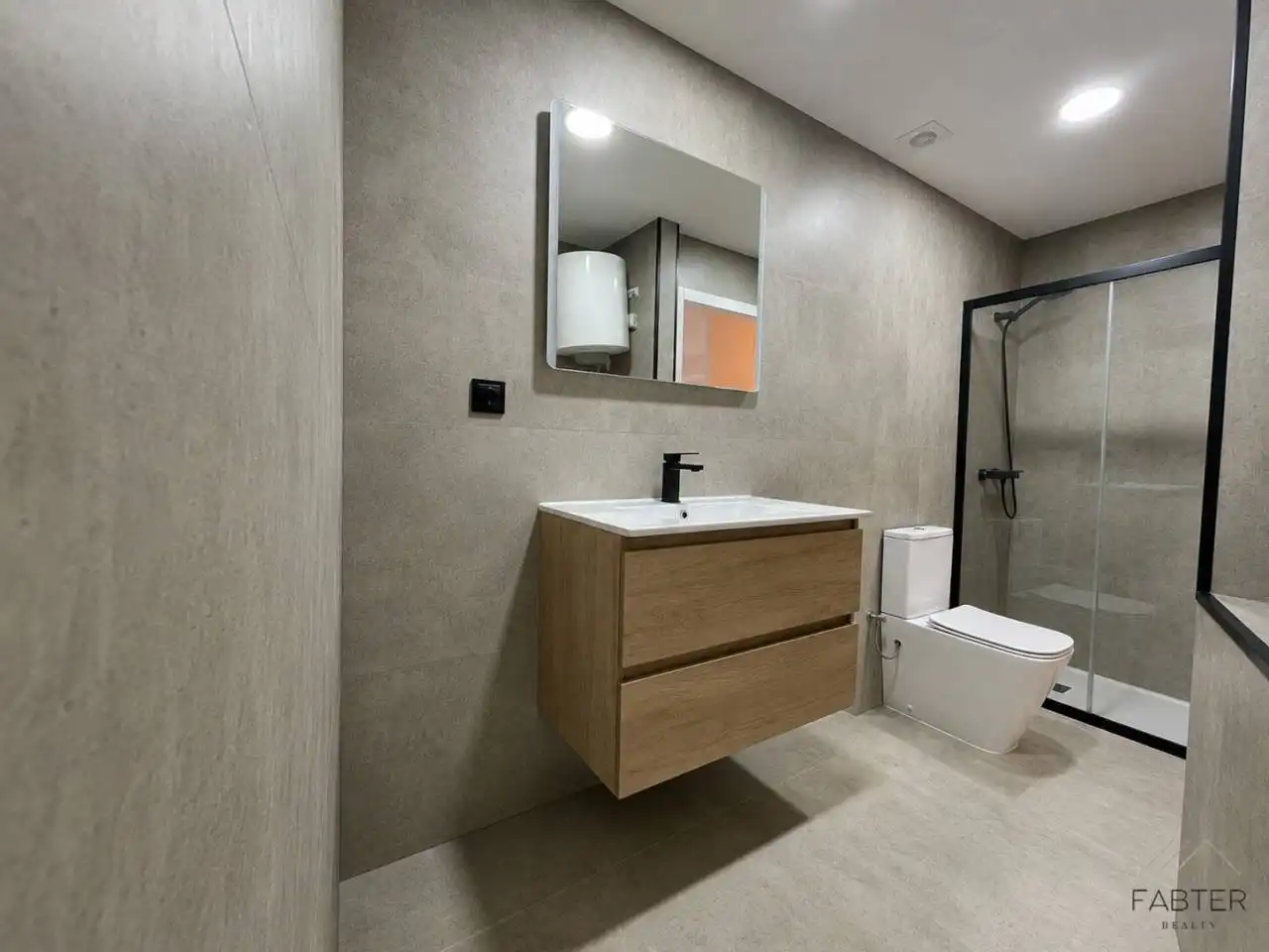 Bathroom of Houses for sale in Sant Feliu de Codines  with Heating and Parquet flooring